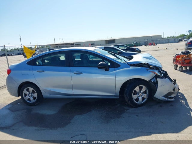 Chevrolet Cruze Ls Auto 2017 1G1BC5SM2H7274650 Image 13