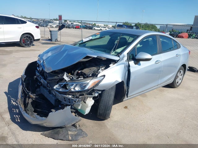 Chevrolet Cruze Ls Auto 2017 1G1BC5SM2H7274650 Image 2