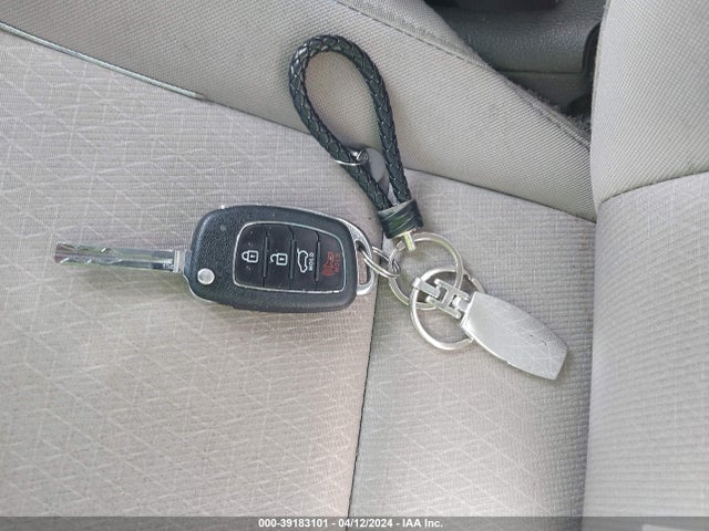 Hyundai TUCSON SE 2018 KM8J23A40JU693708 Image 11