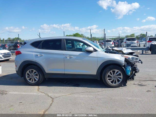 Hyundai TUCSON SE 2018 KM8J23A40JU693708 Image 14