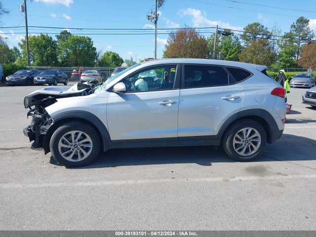 Hyundai TUCSON SE 2018 KM8J23A40JU693708 Image 15