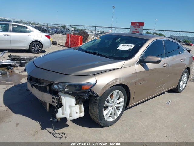 Chevrolet MALIBU LT 2018 1G1ZD5ST9JF144377 Image 2