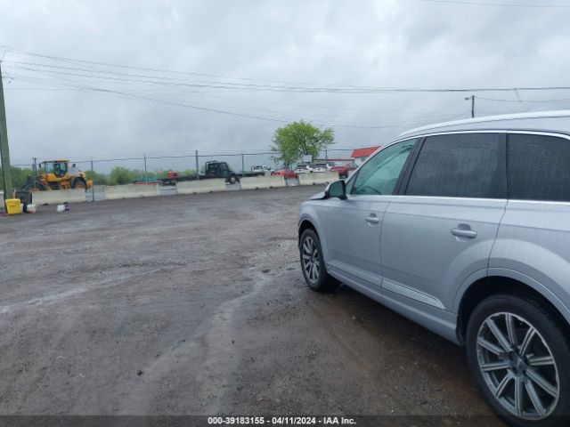 WA1VAAF73KD039264 Audi Q7 55 Premium