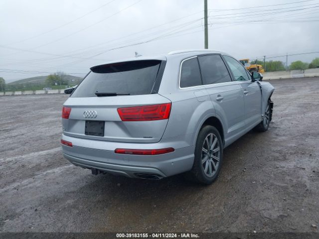 WA1VAAF73KD039264 Audi Q7 55 Premium