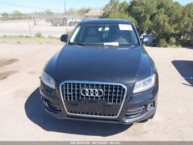WA1LFAFP2FA137928 Audi Q5 2.0t Premium