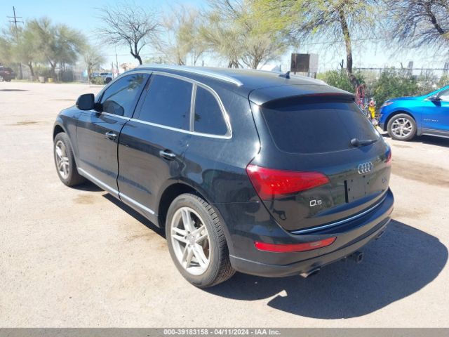 WA1LFAFP2FA137928 Audi Q5 2.0t Premium