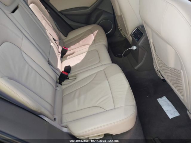 WA1LFAFP2FA137928 Audi Q5 2.0t Premium