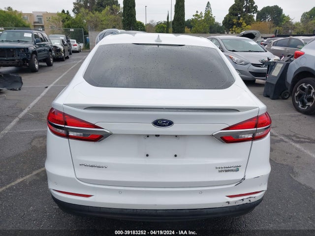 Ford Fusion Hybrid Titanium 2019 3FA6P0RU1KR181243 Image 16