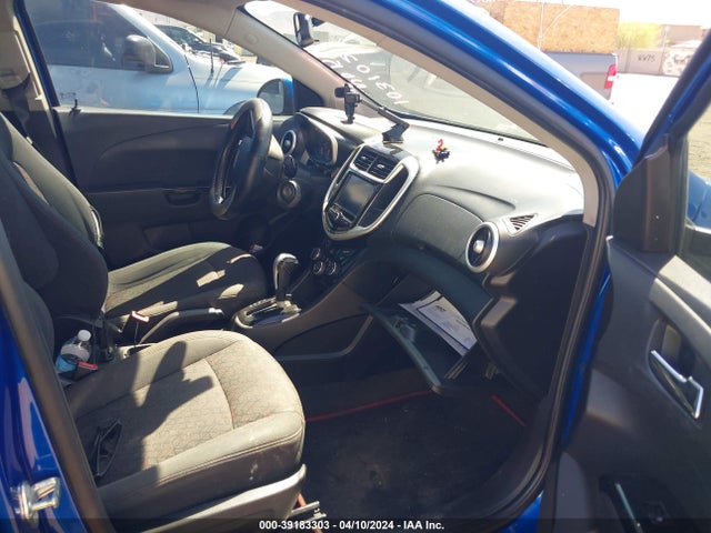 Chevrolet Sonic Lt Auto 2017 1G1JD5SH9H4103102 Image 5