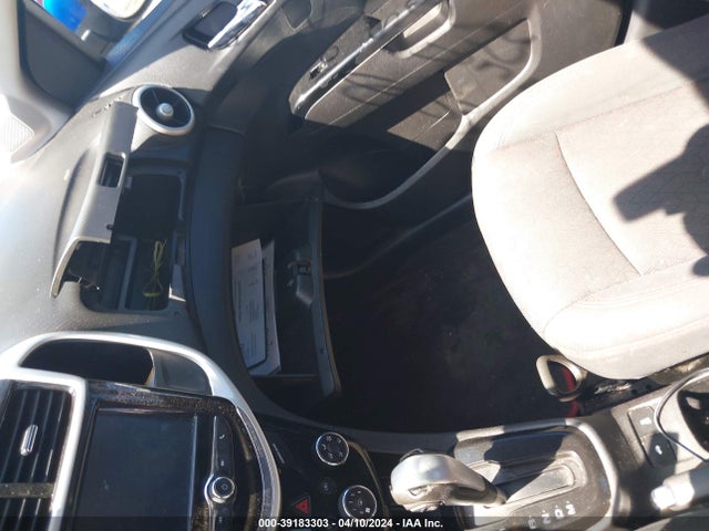 Chevrolet Sonic Lt Auto 2017 1G1JD5SH9H4103102 Image 6