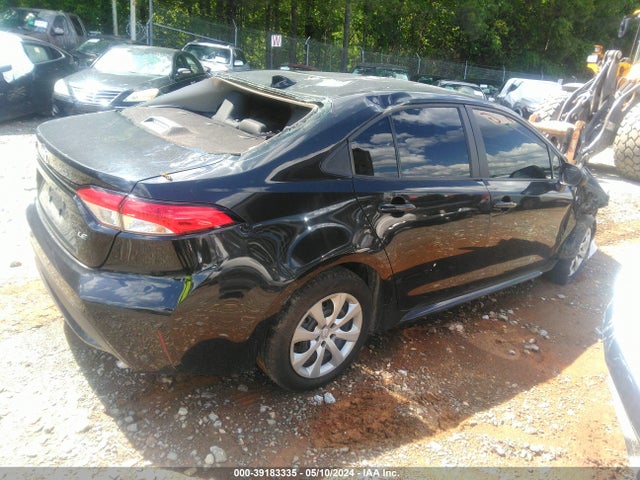 Toyota COROLLA LE 2022 5YFEPMAE1NP381017 Image 4