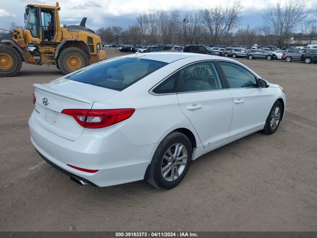 Hyundai SONATA SE 2015 5NPE24AF1FH171717 Image 4