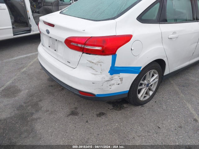 Ford FOCUS SE 2015 1FADP3F23FL233438 Image 12