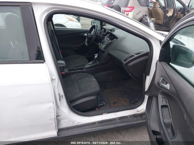 Ford FOCUS SE 2015 1FADP3F23FL233438 Image 5