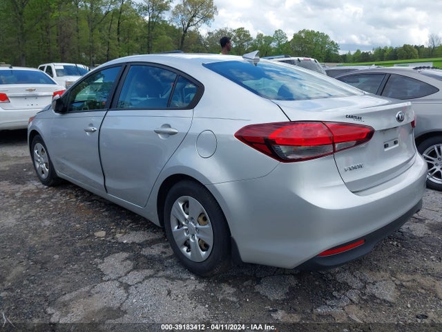KIA FORTE LX 2018 3KPFL4A71JE283781 Image 3