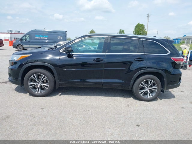 Toyota Highlander Xle V6 2016 5TDJKRFH9GS272022 Image 14
