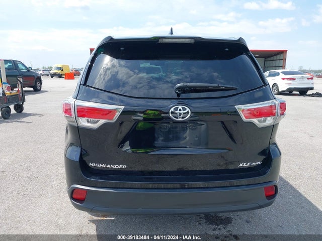 Toyota Highlander Xle V6 2016 5TDJKRFH9GS272022 Image 16