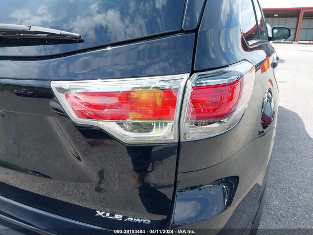 Toyota Highlander Xle V6 2016 5TDJKRFH9GS272022 Image 19