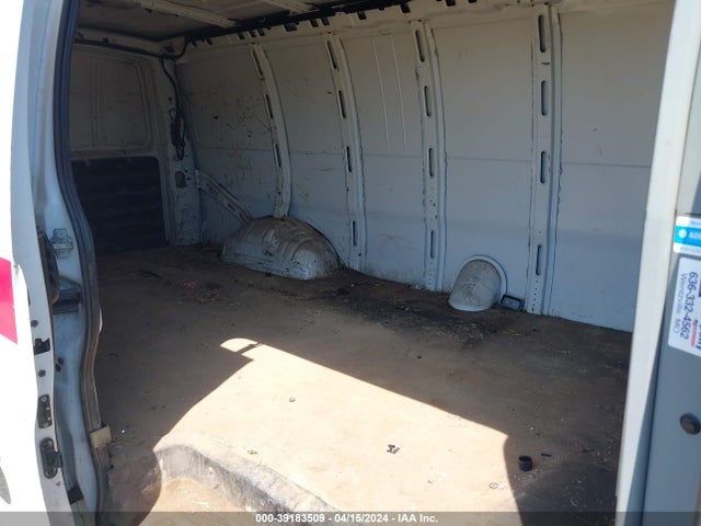 Chevrolet Express 3500 Work Van 2014 1GCZGUCG2E1107958 Image 8