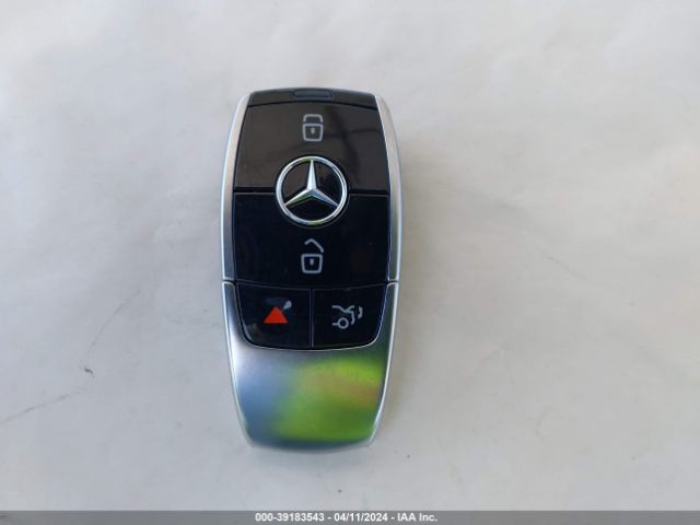 WDDZF4JBXHA098978 Mercedes-Benz E 300