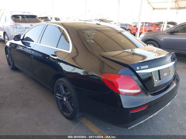 WDDZF4JBXHA098978 Mercedes-Benz E 300