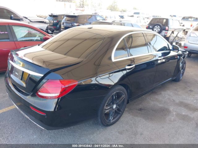 WDDZF4JBXHA098978 Mercedes-Benz E 300