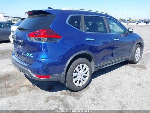 Nissan ROGUE S 2017 5N1AT2MT4HC777413 Image 4