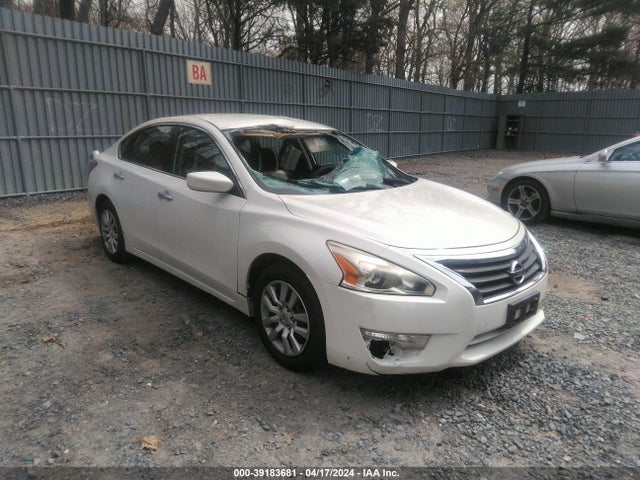 Nissan Altima 2.5 S 2014 1N4AL3AP4EC108951 main image
