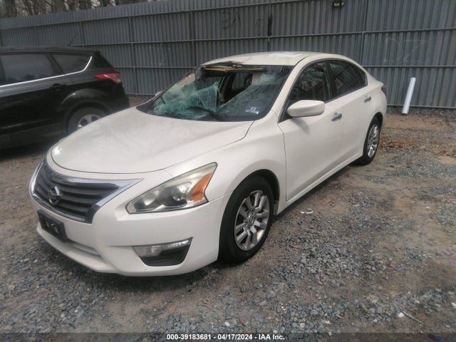 Nissan Altima 2.5 S 2014 1N4AL3AP4EC108951 Image 2