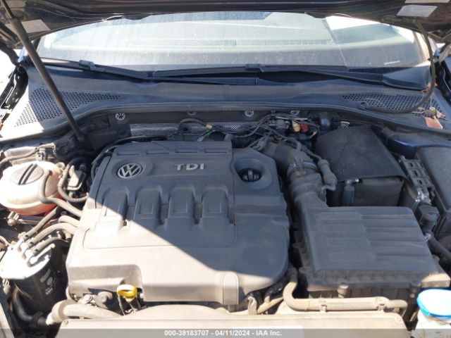 3VWFA7AU8FM516384 Volkswagen Golf Sportwagen Tdi S 4-door