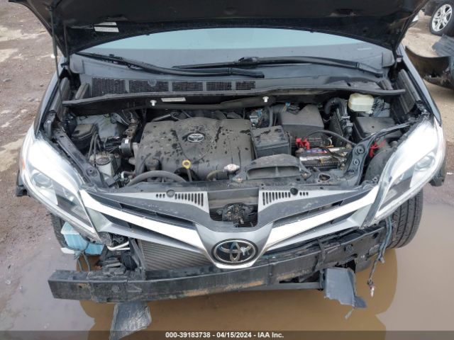 5TDDZ3DC0KS216198 Toyota Sienna Limited 7 Passenger
