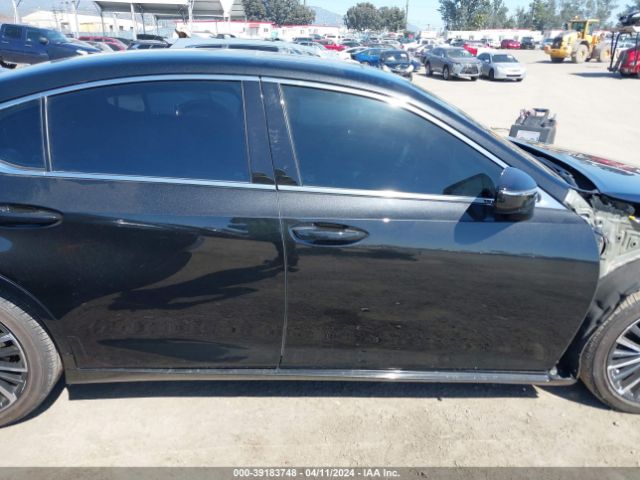 58ADA1C17RU038649 Lexus ES 300H