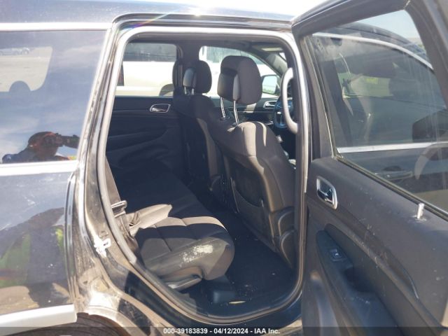1C4RJEAG7JC270758 Jeep Grand Cherokee Laredo E 4x2