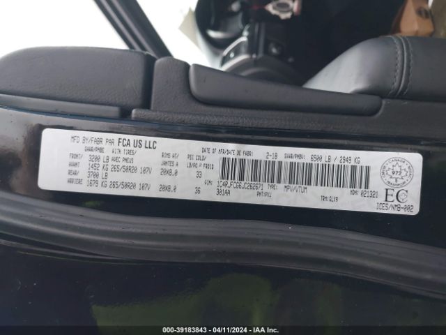 1C4RJFCG6JC262671 Jeep Grand Cherokee Overland