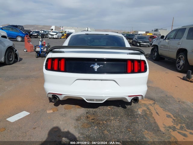 Ford Mustang V6 2016 1FA6P8AM6G5252151 Image 16