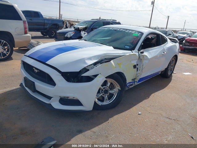 Ford Mustang V6 2016 1FA6P8AM6G5252151 Image 2