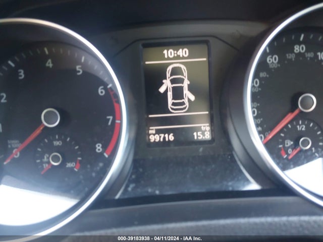 1VWDT7A34HC007471 Volkswagen Passat 1.8t R-line