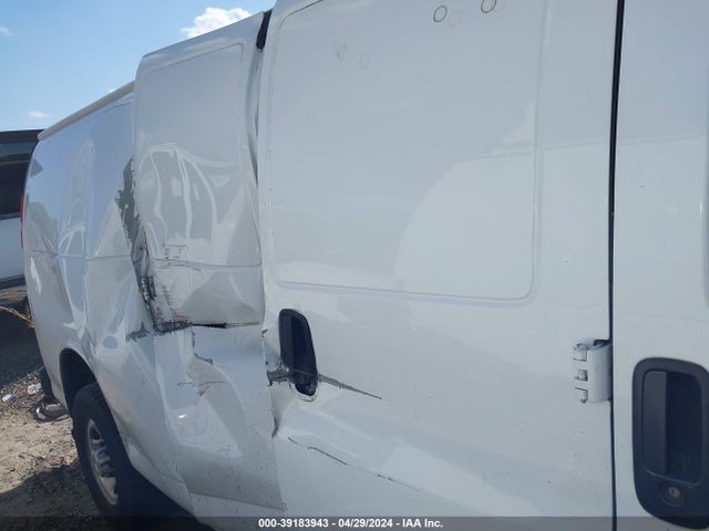 Chevrolet Express 2500 Work Van 2018 1GCWGBFP6J1339959 Image 6