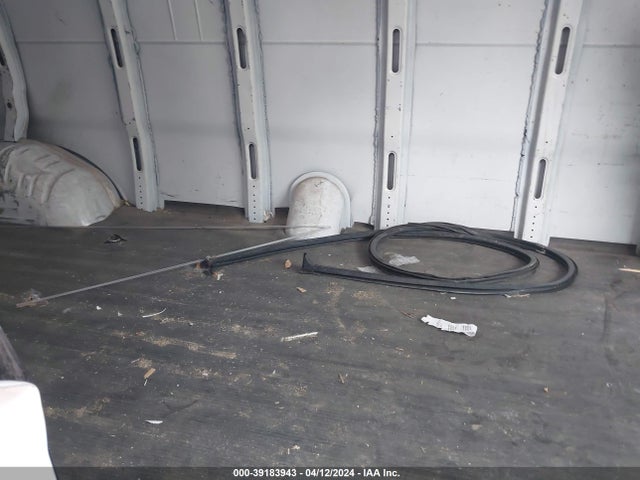 Chevrolet Express 2500 Work Van 2018 1GCWGBFP6J1339959 Image 8