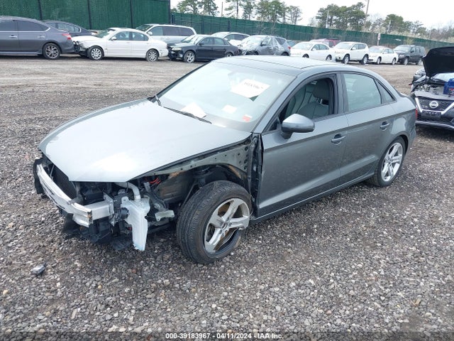 WAUB8GFF5J1059480 Audi A3 2.0t Premium/2.0t Tech Premium