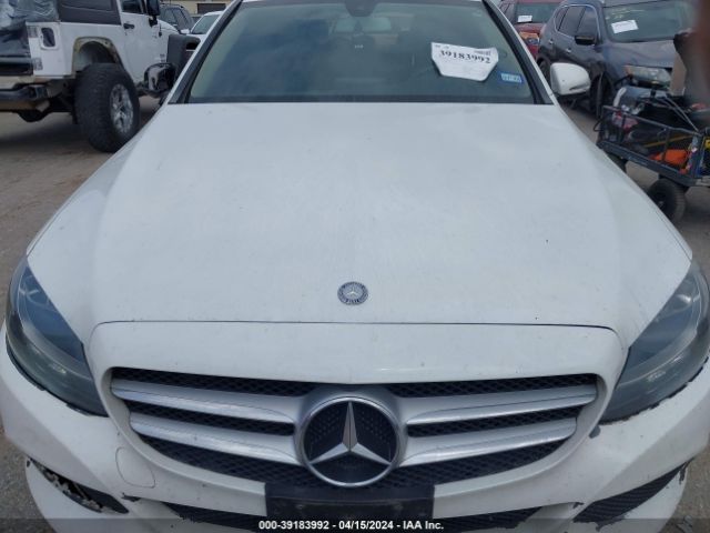 55SWF4JB5HU182726 Mercedes-Benz C 300 Luxury/sport
