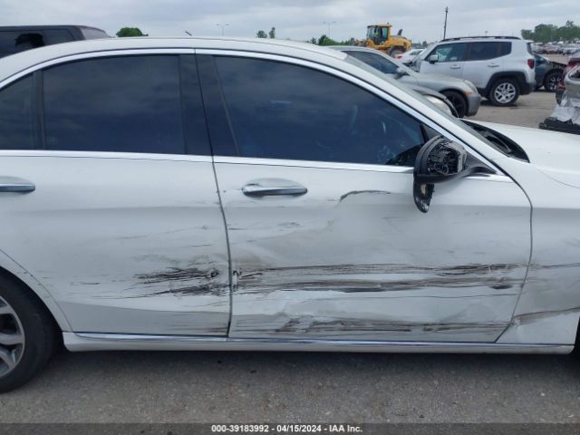 55SWF4JB5HU182726 Mercedes-Benz C 300 Luxury/sport