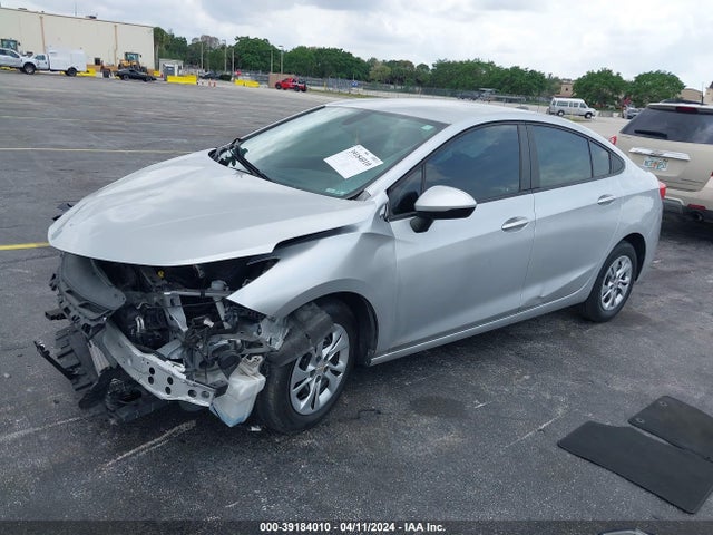 Chevrolet CRUZE LS 2019 1G1BC5SM7K7147299 Image 2