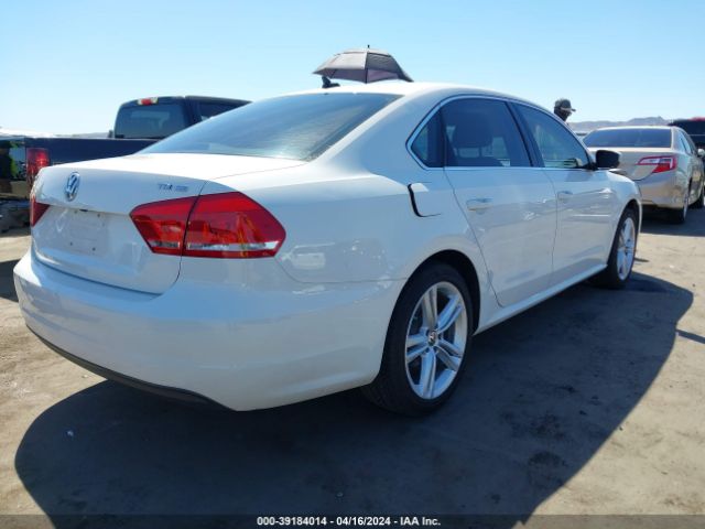 1VWBV7A38FC067977 Volkswagen Passat 2.0l Tdi Se