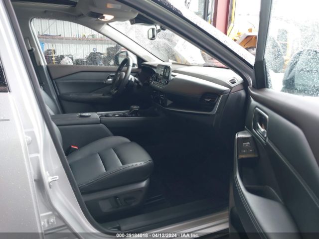 5N1AT3CB7MC810266 Nissan Rogue Sl Intelligent Awd