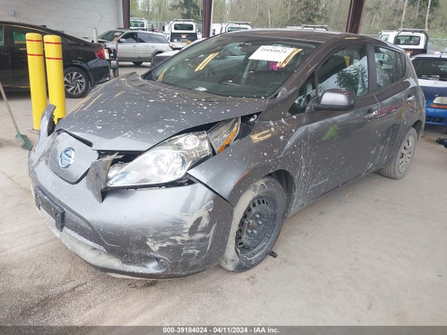 Nissan LEAF S 2015 1N4AZ0CP7FC314275 Image 2