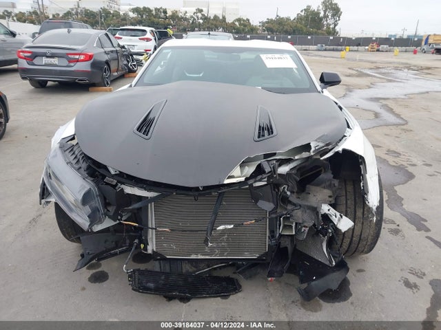Chevrolet Camaro 1ss 2018 1G1FE1R75J0144543 Image 13