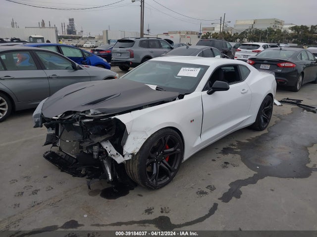 Chevrolet Camaro 1ss 2018 1G1FE1R75J0144543 Image 2