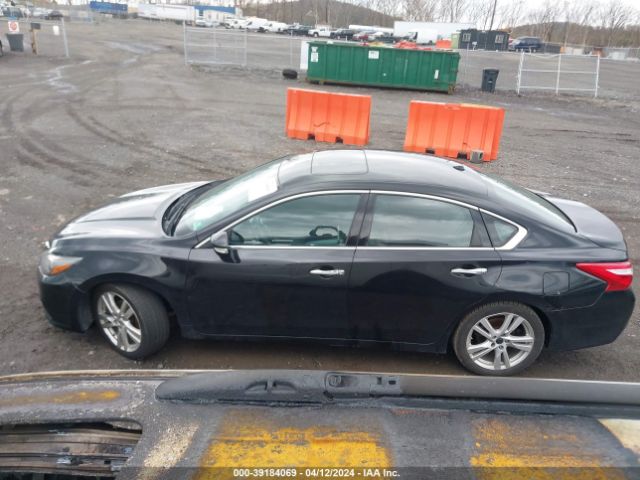 1N4BL3AP6HC199570 Nissan Altima 3.5 Sl