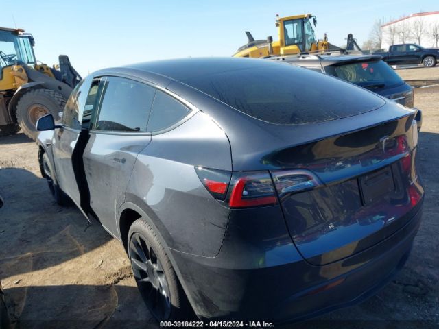 7SAYGDEE5RA225684 Tesla Model Y Long Range Dual Motor All-wheel Drive